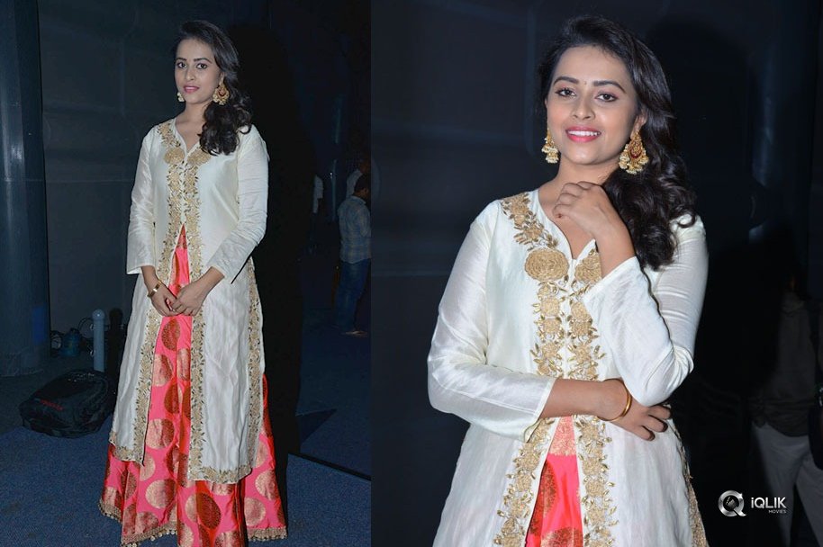 Sri-Divya-At-Kaashmora-Movie-Audio-Launch